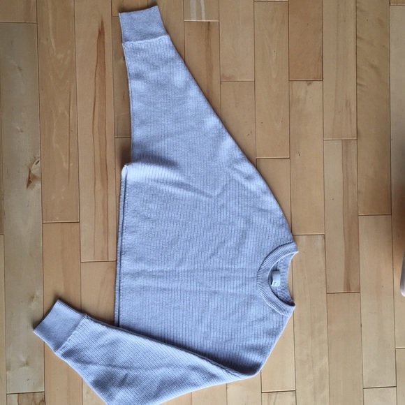 Wilfred Sweaters - Grey crop sweater